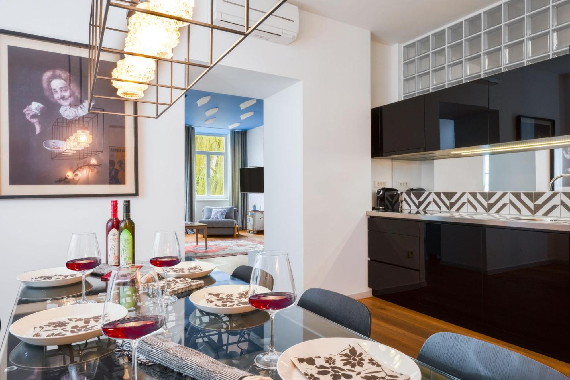 Tromostovje Apartments リュブリャナ エクステリア 写真